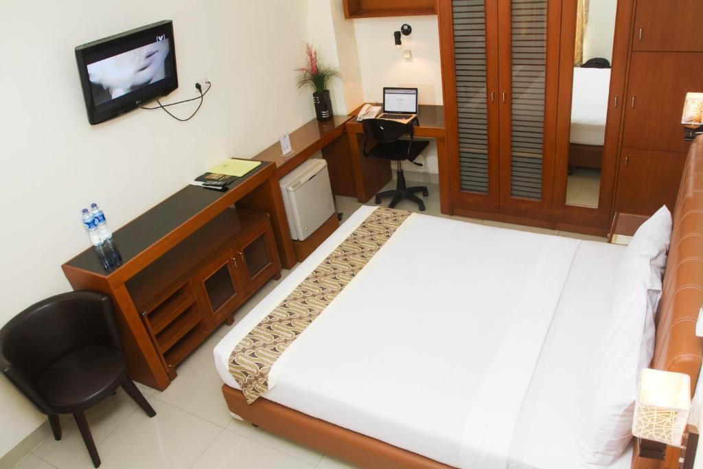House Of Arsonia Tulip Hotel Jakarta Phòng bức ảnh